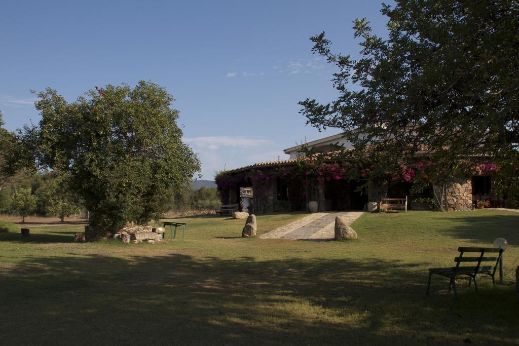 Agriturismo Sarrabus Guest House San Priamo Bagian luar foto