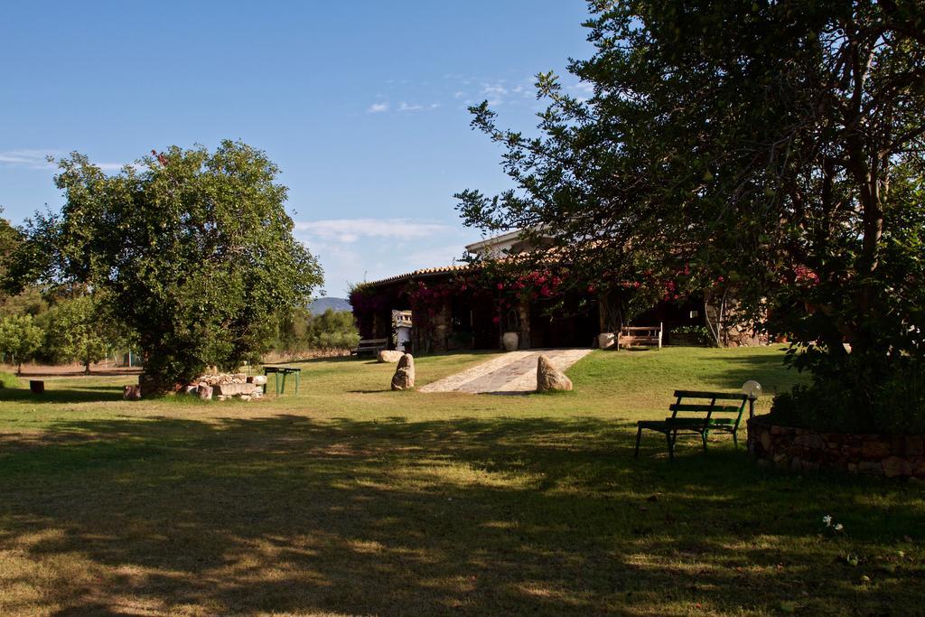 Agriturismo Sarrabus Guest House San Priamo Bagian luar foto